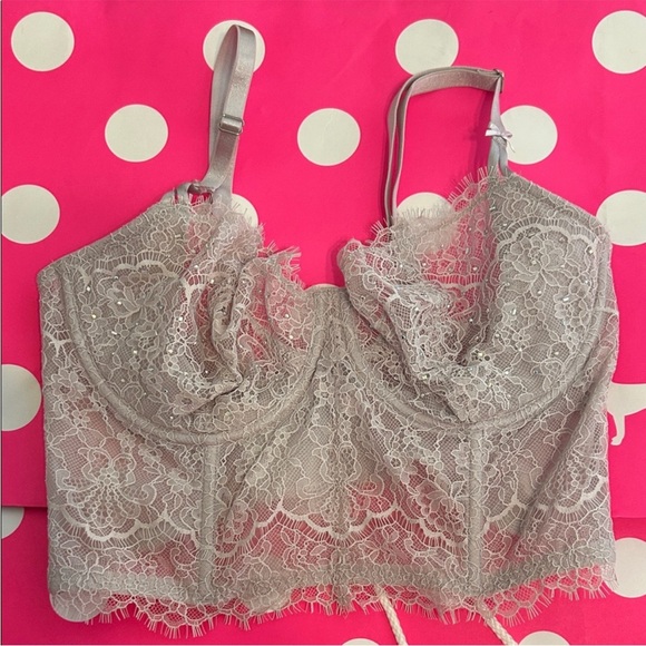 Victoria's Secret Lace Bustier Dream Angels Collection with Embellishments - Picture 9 of 11